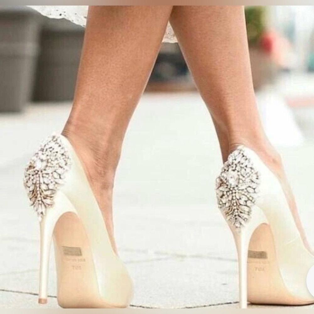 Badgley Mischka heels
